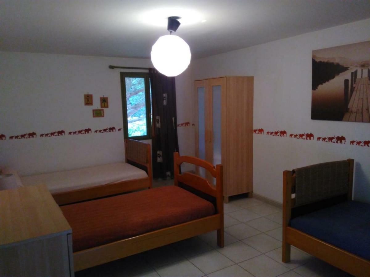 Le Coing La Guiltiere Exterior foto